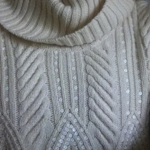 New Talbots cream sweater S - Picture 2 of 2